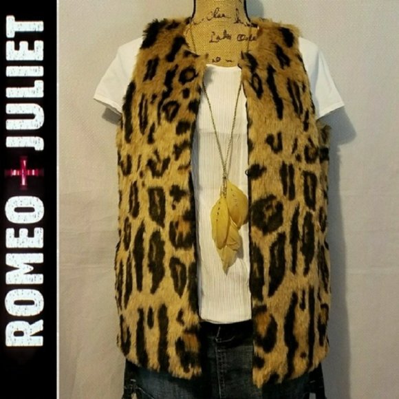 Romeo & Juliet Couture Jackets & Blazers - Romeo & Juliet Couture Leopard Print Faux Fur Black & Tan Vest Medium NWOT